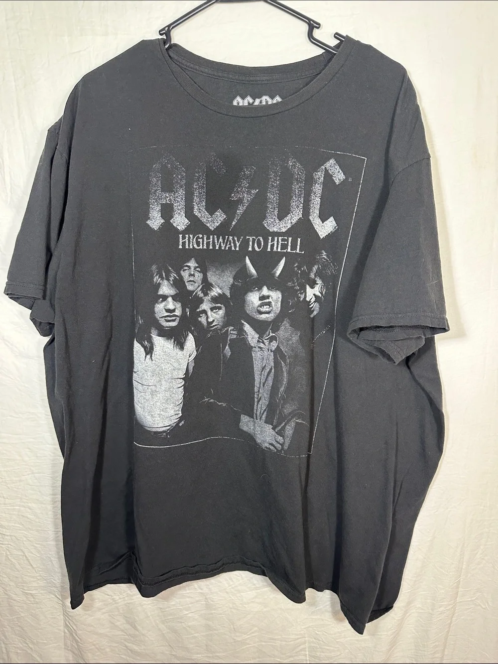 AC/DC Highway To Hell Band Graphic T-Shirt Black 2XL Licensed 2021